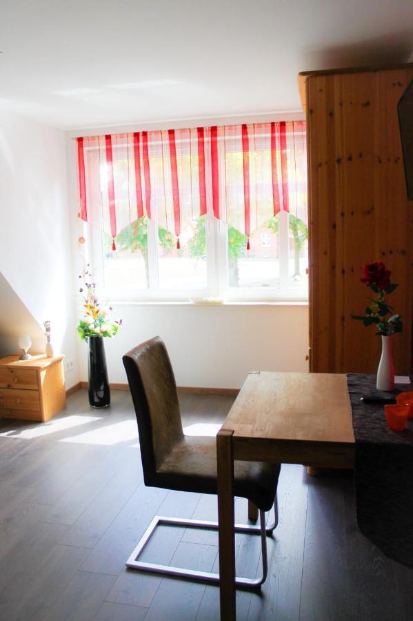 Gaestehaus Burgblick Neustadt-Glewe Esterno foto