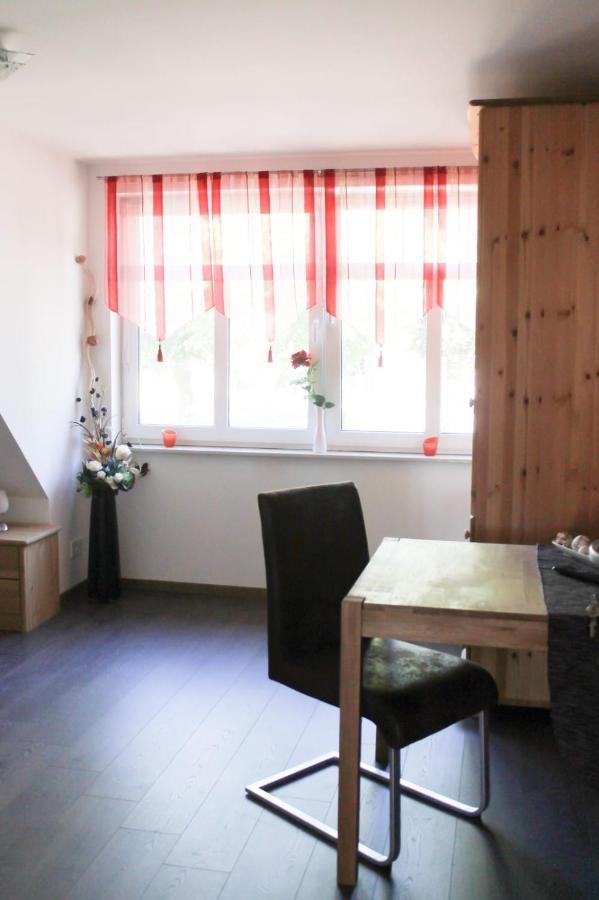 Gaestehaus Burgblick Neustadt-Glewe Esterno foto